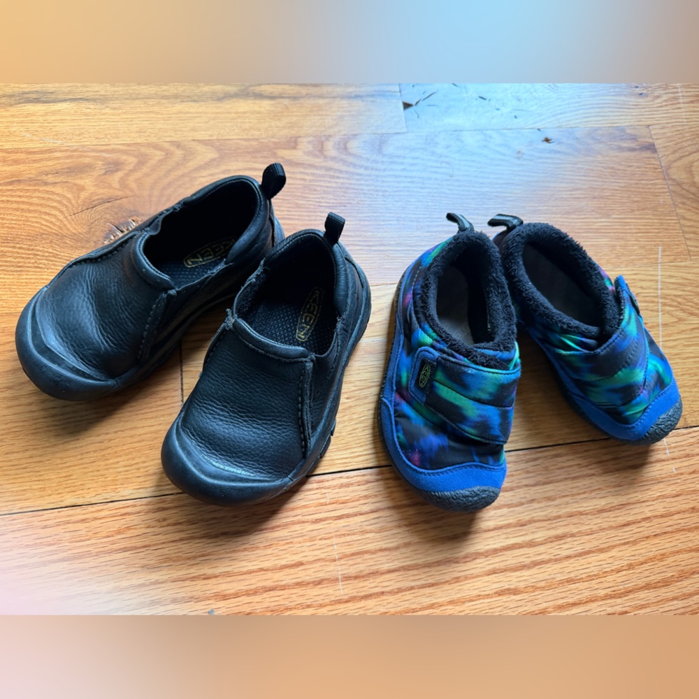 Keen Toddler Shoe + Slipper Bundle 9/10T